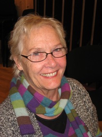 18813 Ella Holm
